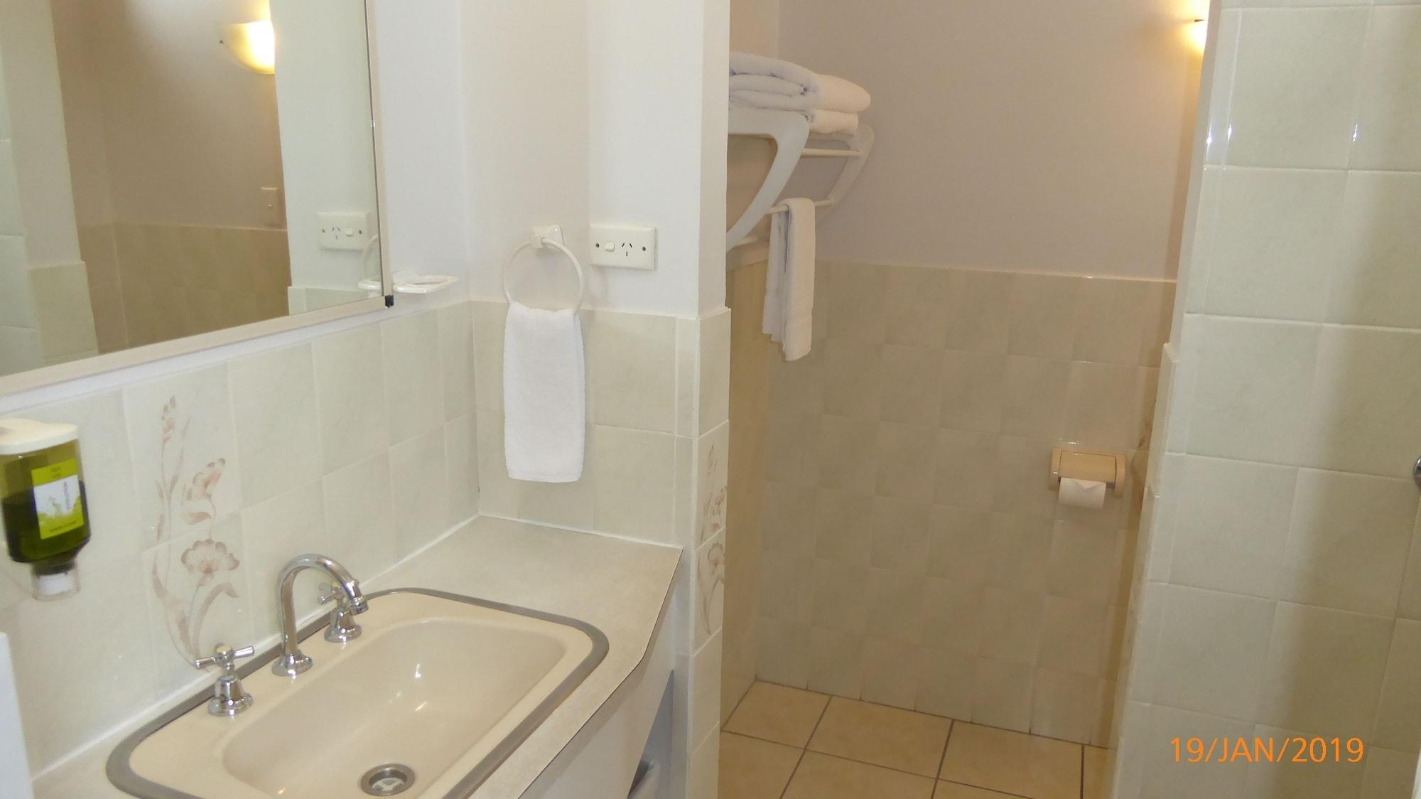 Tower Court - Adults Only Haven Motel Hervey Bay