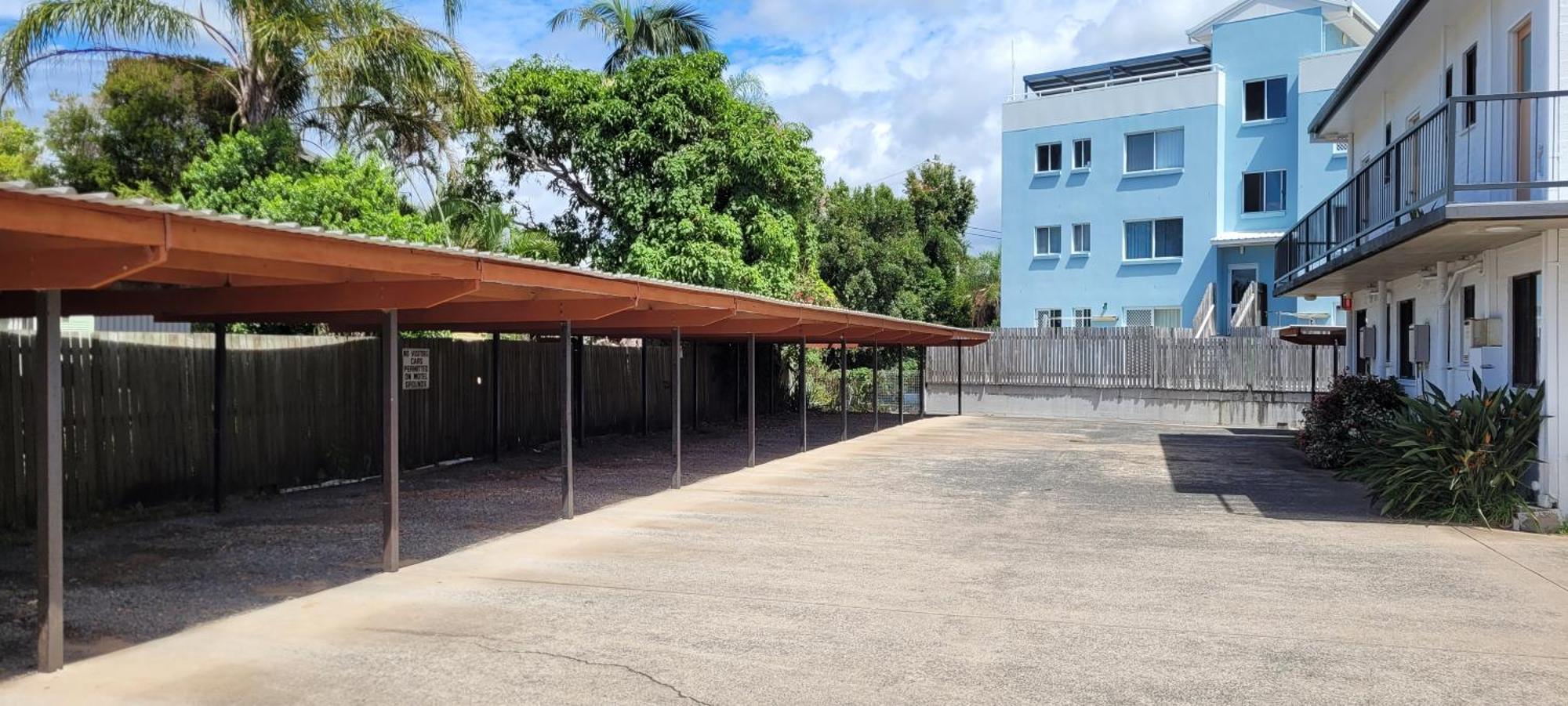 Tower Court - Adults Only Haven Motel