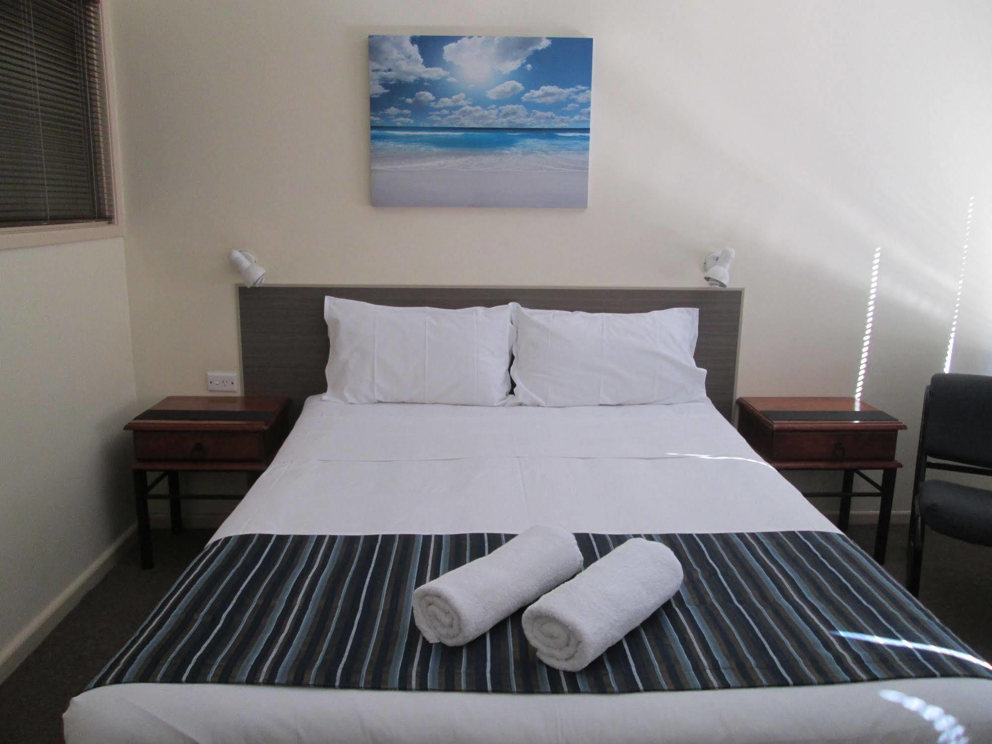 Motel Tower Court - Adults Only Haven Hervey Bay