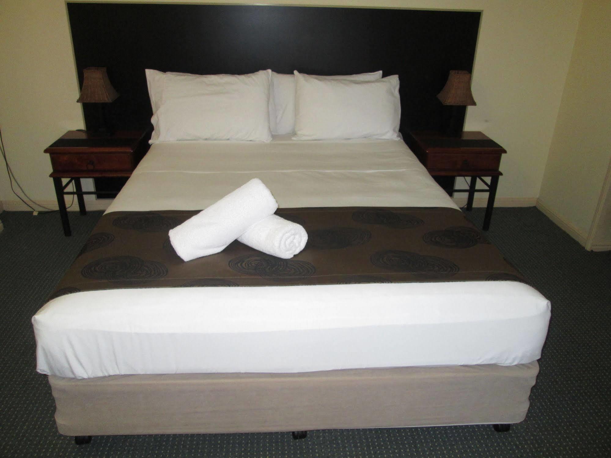 Tower Court - Adults Only Haven Motel Hervey Bay